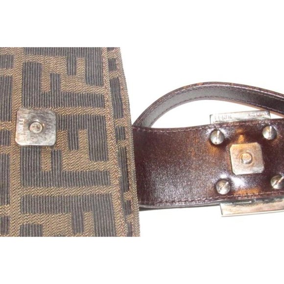 Fendi Baguette Style Shoulder Cross Body Zucco Print In Browns Canvas - Picture 6 of 12
